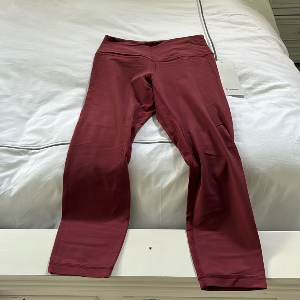 Lululemon Align HR Crop 23”
